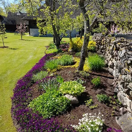 Mardi Farm Majutus talus